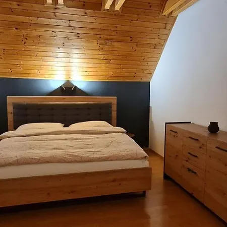Vila Myto 238 * Myto pod Dumbierom